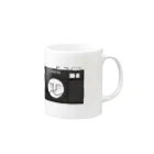 id-linkのフィルムカメラ　レンジファインダーカメラ風 Mug :right side of the handle