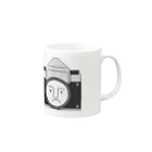 id-linkのフィルムカメラ　国産中判フィルムカメラ風 Mug :right side of the handle