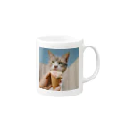 猫雑貨屋　ねこまろのアイスにかぶりつく猫 Mug :right side of the handle