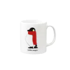 kuroのマフラーペンギン2号 Mug :right side of the handle