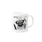 鼻ぺちゃ犬と和猫のパグの鉛筆画 Mug :right side of the handle