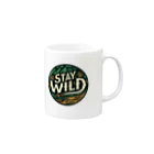 面白デザインショップ ファニーズーストアの**Stay Wild** - 野生を保て    -  Mug :right side of the handle