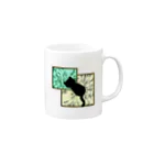 オリヴィアのたこにぎり屋のエメラルドと黒猫 Mug :right side of the handle