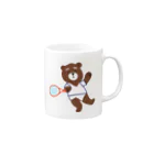 Fixated on winningのテニスするクマ Mug :right side of the handle