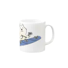 pon×2の缶詰の品質をチェックするサモエド犬のサツヤマさん Mug :right side of the handle