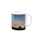 さちの部屋のとある日の夕焼け Mug :right side of the handle