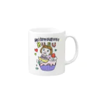 キャロライン企画の憎めないブスカップケーキ Mug :right side of the handle