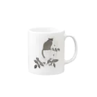 ねこふく屋のモノクロ調ミルクティーローズ Mug :right side of the handle