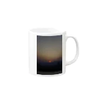 蒼い狐の夕焼け Mug :right side of the handle