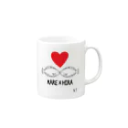 くまお画伯オンラインショップくまお堂のカレイとヒラメは仲良し Mug :right side of the handle