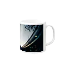 古春一生(Koharu Issey)の夜から朝へ Mug :right side of the handle