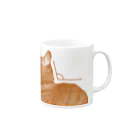 しじみ週間の猫背100° Mug :right side of the handle