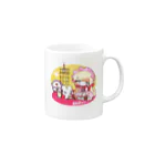 いちご爆弾の子育てうさぎ Mug :right side of the handle