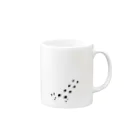 となり町のペントロー。の子守りのペントロー Mug :right side of the handle