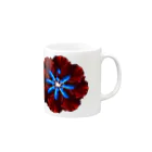 ミルエルのベタの花ブルーレッド Mug :right side of the handle