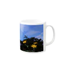 hiroki-naraの菊芋と樹木と空　DATA_P_140 tree　sky Mug :right side of the handle