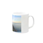 M0M0＆Lilyの防波堤で釣りがしたい Mug :right side of the handle