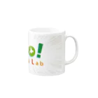 Do! Kids LabのDo! Kids Lab公式　キッズプログラマーパーカー　ホワイト系ロゴ Mug :right side of the handle
