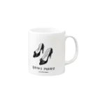 juliginalのlucky pumps Mug :right side of the handle