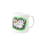 ももにゅのグラスに飲み物を注ぐと Mug :right side of the handle