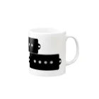 プレベのピックアップのプレベピックアップ Mug :right side of the handle