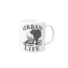 nidan-illustrationの"URBAN LIFE" #1 Mug :right side of the handle