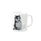 サバミケ、茶トラ、鍵しっぽ。の好奇心旺盛ハスキー犬 Mug :right side of the handle