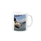 Husky'S Herb Gardenの海を見るハスキー Mug :right side of the handle