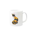 あいこの部屋　丸の世界の振り向き三毛猫 Mug :right side of the handle