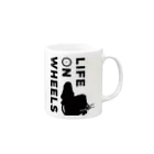 中嶋涼子の車椅子ですがなにか？！のSilhouette Black Ver.2 Mug :right side of the handle