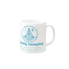 antartのfamilly canping Mug :right side of the handle