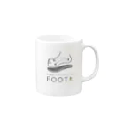 FOOT PLUS　公式GOODSのFOOT PLUS GOODS マグカップの取っ手の右面