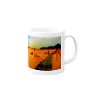 y'y'y'sのドバイの砂漠に想いを馳せる Mug :right side of the handle