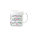 untidyboxのなみもよう　グレー&ピンク&グリーン Mug :right side of the handle