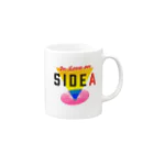 studio606 グッズショップのIn Love on SIDE A Mug :right side of the handle