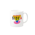 studio606 グッズショップのIn Love on SIDE A マグカップの取っ手の右面