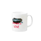 湯けむりshopのメダカ LOVE(文字入り) マグカップの取っ手の右面