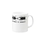 GREAT 7のカブトムシVSクワガタ Mug :right side of the handle