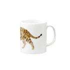 小鳥と映画館の虎 猫 トイガー 大 Mug :right side of the handle