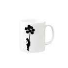 Remarkable Itemsの風船で浮く女の子バンクシー（banksy） Mug :right side of the handle