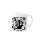 レトロネコ雑貨 華鳥風月のレトロネコ　マグカップ　イニシャル T Mug :right side of the handle