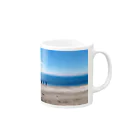 我欲無欲のビーチクリーンしてる海2 Mug :right side of the handle