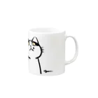 サカドの牛柄猫 Mug :right side of the handle