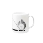 fishingnutsのFishing nuts リス Mug :right side of the handle