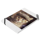 AQUAMETAVERSEのキャップを被った猫 アメジスト 2846 Notebook :placed flat