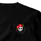 yuki-tsubakiのBetty skull 花盛り ワンポイントTシャツ