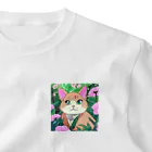 キュート＆クールのアニメ調・花畑の猫 ワンポイントTシャツ