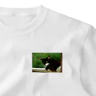 horidesuの振り向くネコ One Point T-Shirt