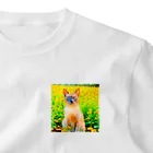 猫好きの谷の猫の水彩画/花畑のトンキニーズねこのイラスト/ポイントネコ ワンポイントTシャツ