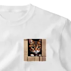 CozyKittyCornerの物陰から観察するかわいい猫 ワンポイントTシャツ